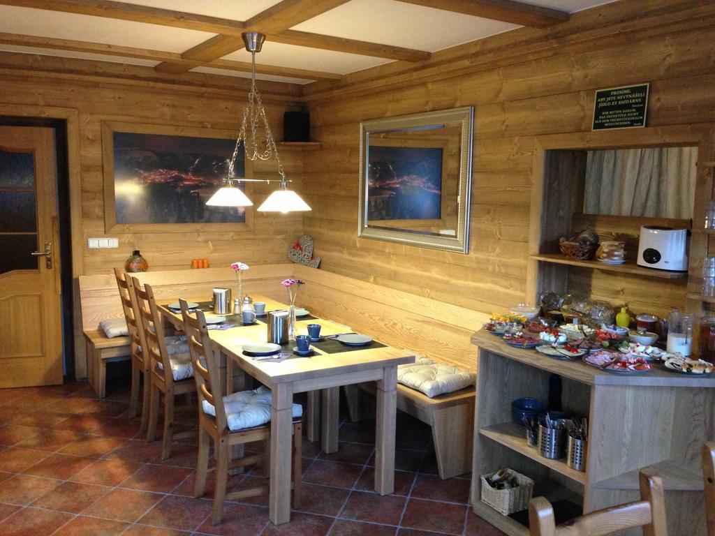 King Size Apartman Pension Monika Spindleruv Mlyn Quarto foto