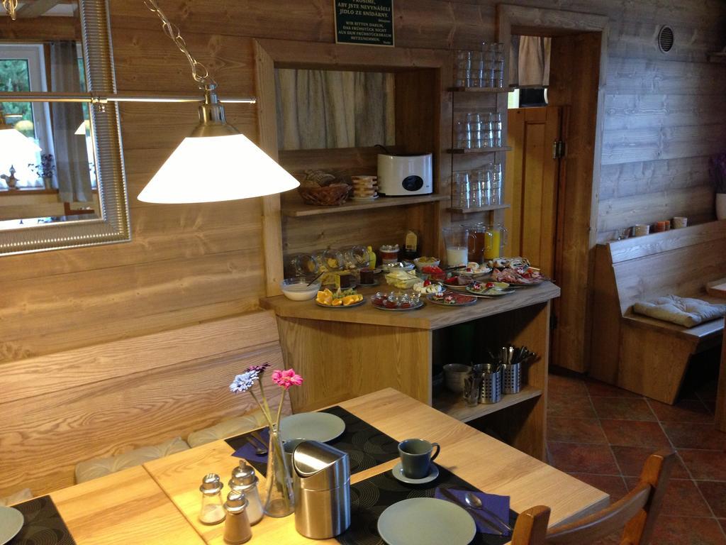 King Size Apartman Pension Monika Spindleruv Mlyn Quarto foto
